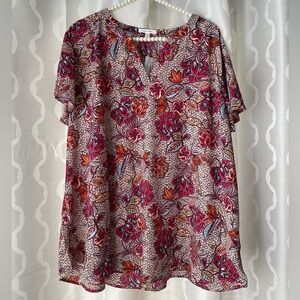 NWT Maurices floral top